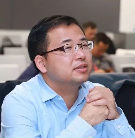 mi7E3v7RK443344M.jpg