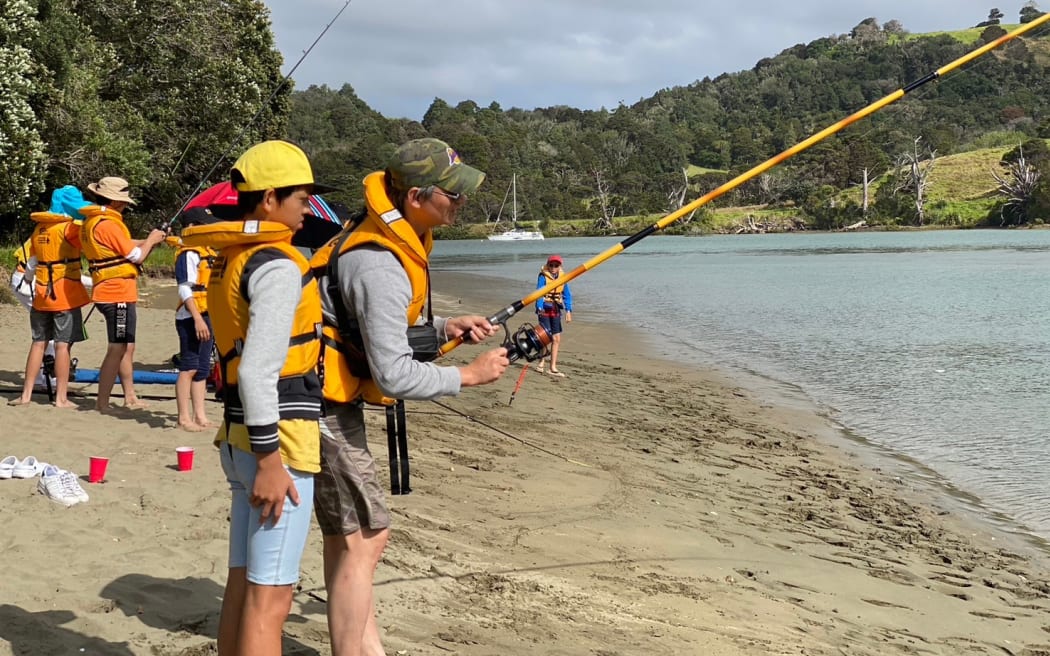 4KJELZQ_DPA_Land_Base_Fishing_Workshop_for_Asian_Community_1_jpg.jpeg