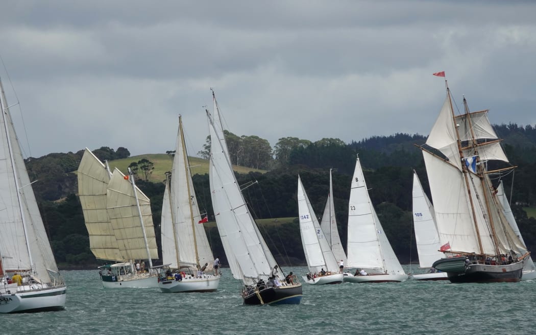 4KWU285_PD060123TALLSHIPS674_JPG.jpeg