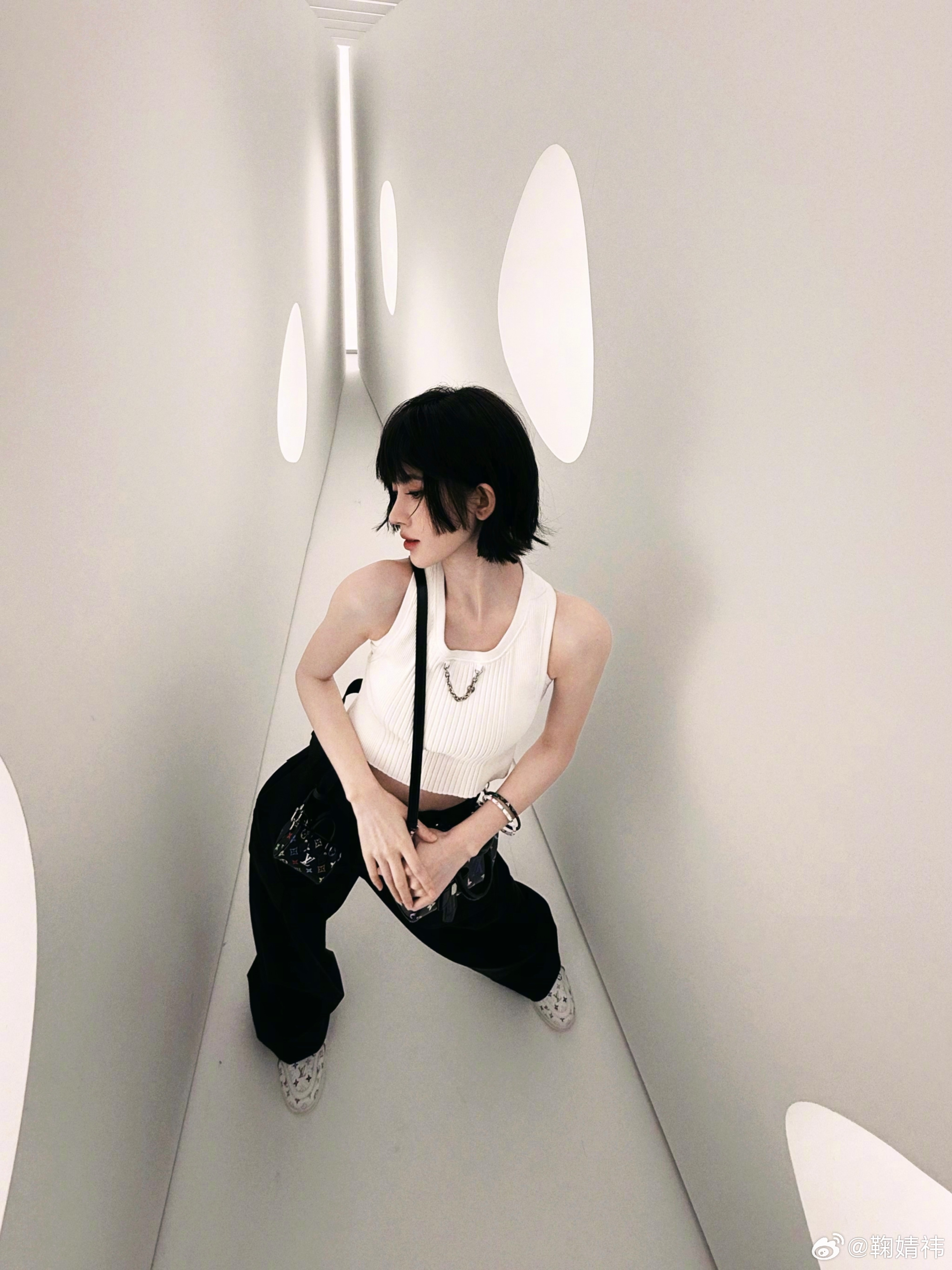 0040jbadgy1hxgywygkm9j622v2rukjl02.jpg