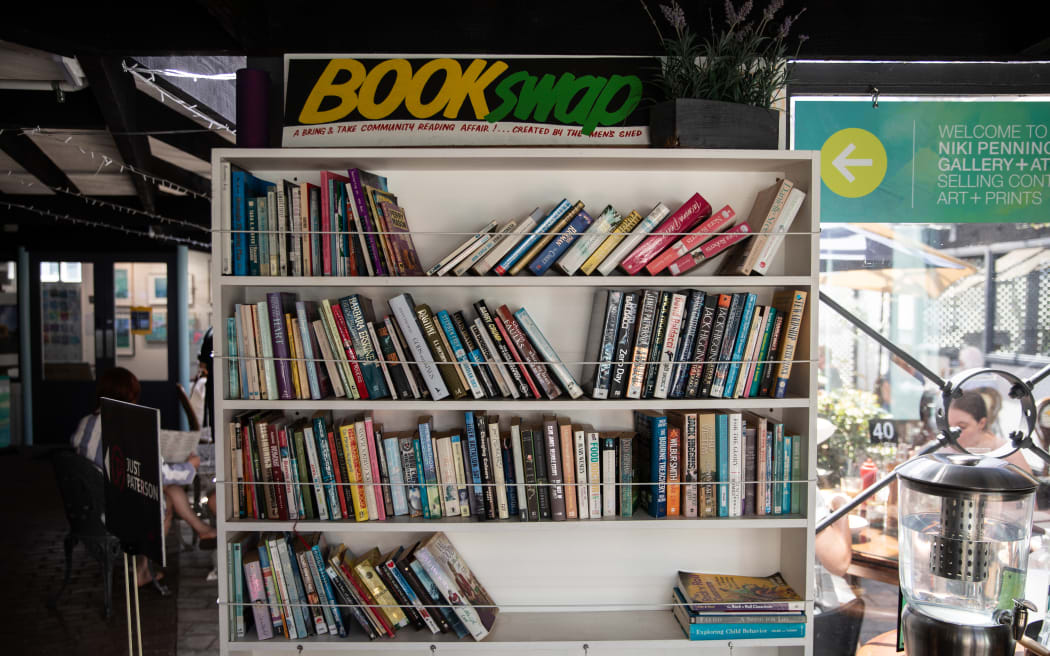 4KD8GU0_250121_Eastbourne_Books_1_jpg.jpeg