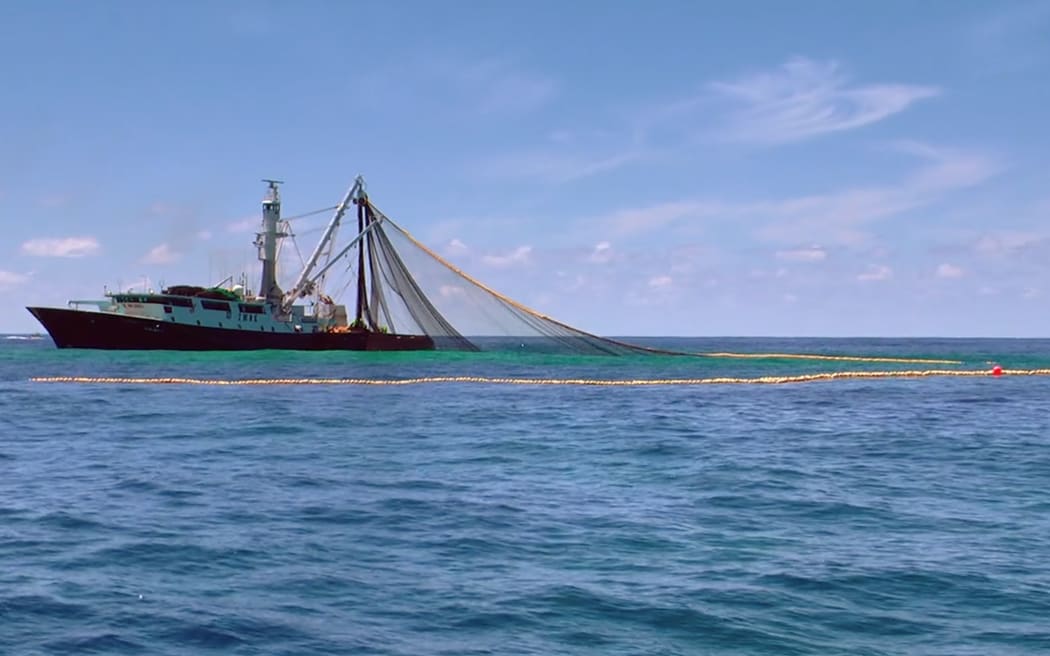 4L4YGES_Commercial_fishing_png.jpeg