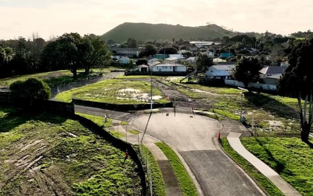 4KNZI1Z_mangere1_JPG.jpeg