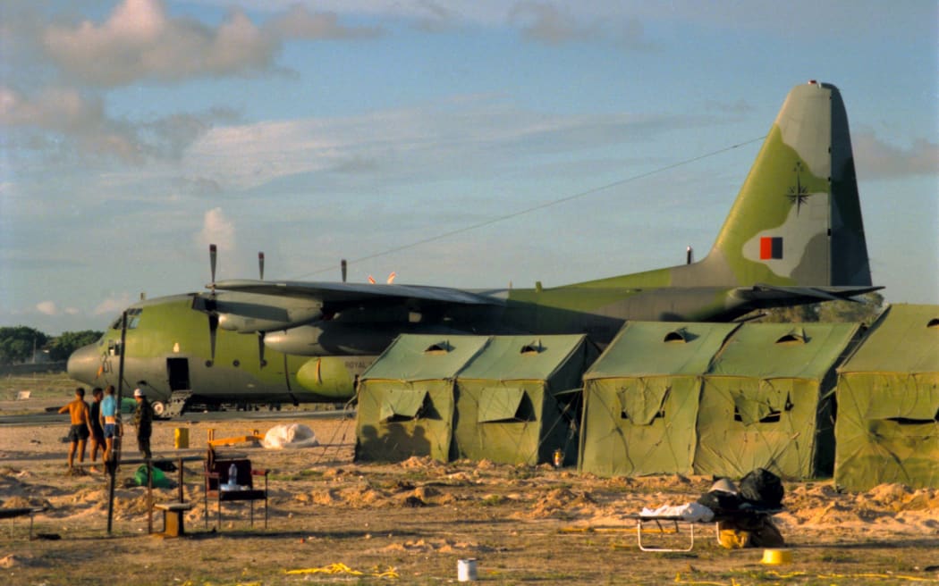 4QB6304_C_130H_Hercules_NZ7001_supporting_humanitarian_relief_in_Somalia_1993_jpg.jpeg