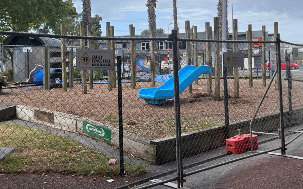 4KCOYUL_Otara_playground_removed_jpg.jpeg