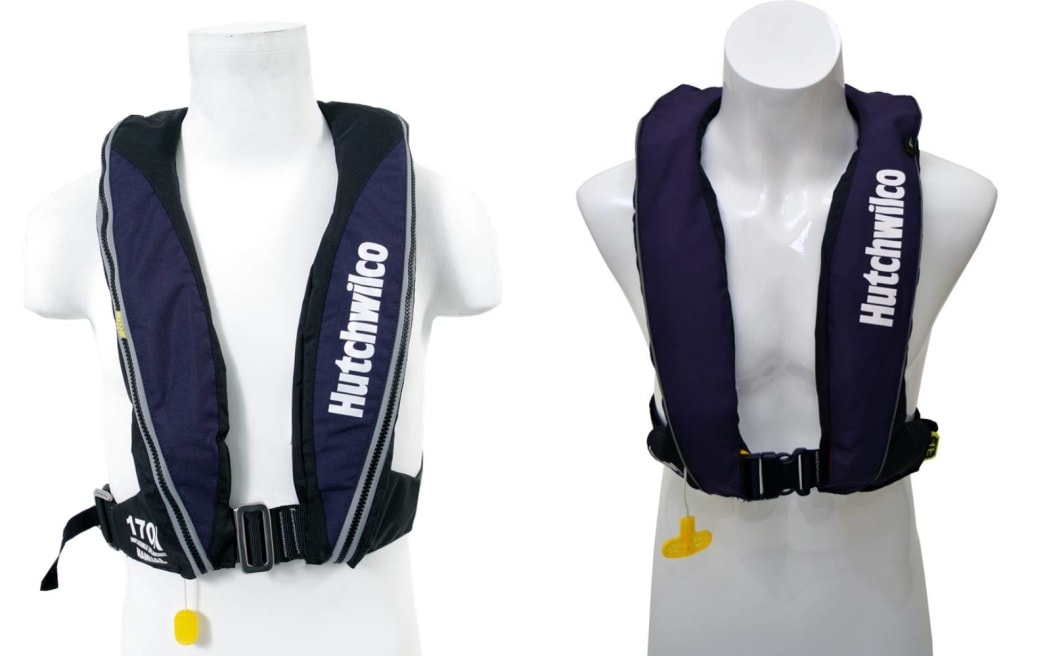 4KCIIVT_hutchwilco_lifejackets_recalled_jpg.jpeg