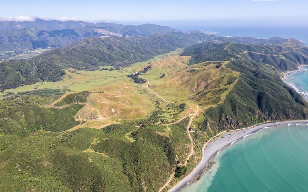 4K8W2QD_An_aerial_view_of_Gollan_s_Valley_Station_jpg.jpeg