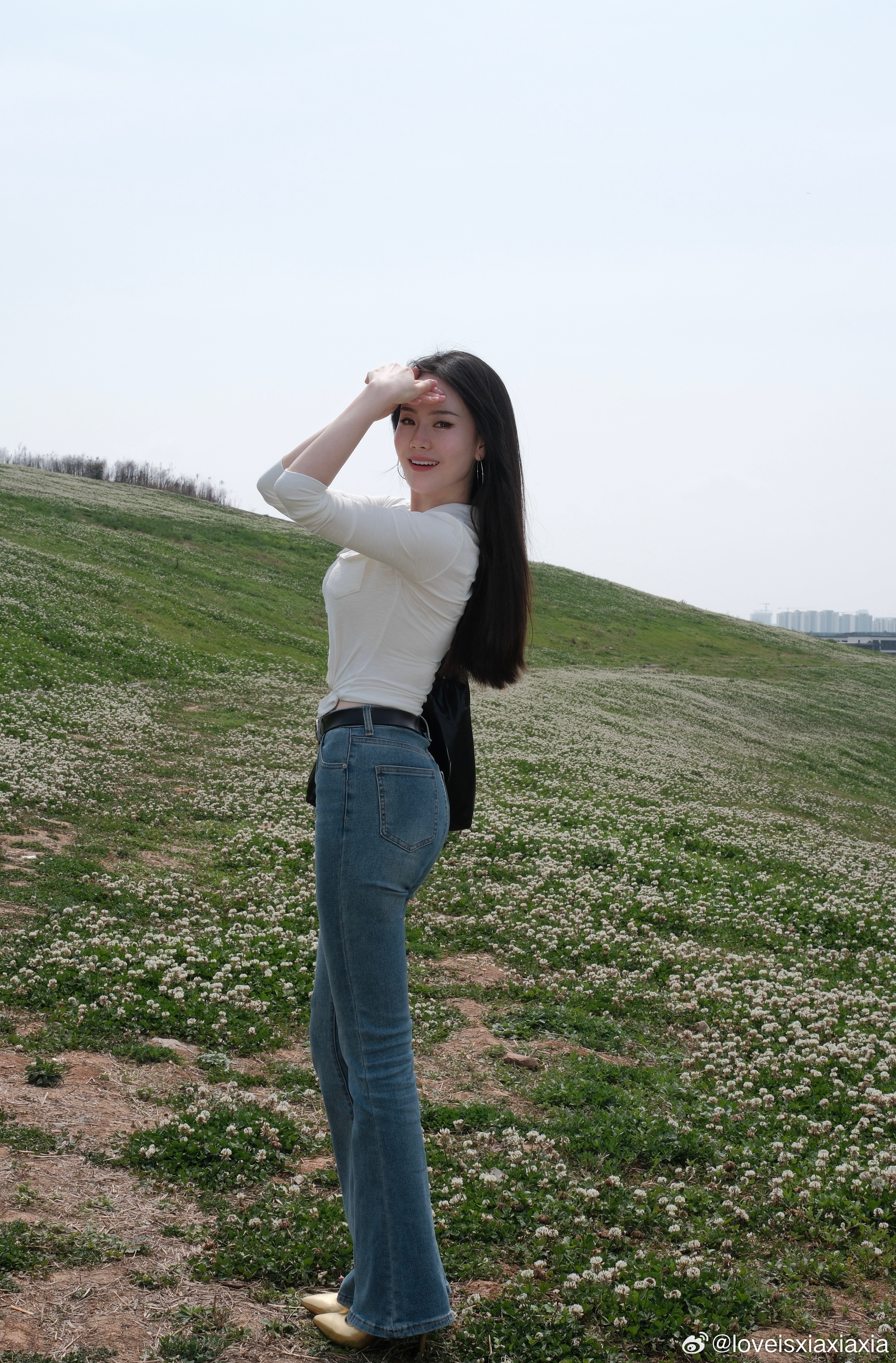 a599d929gy1ibj0u9m0sgj21gm280e82.jpg